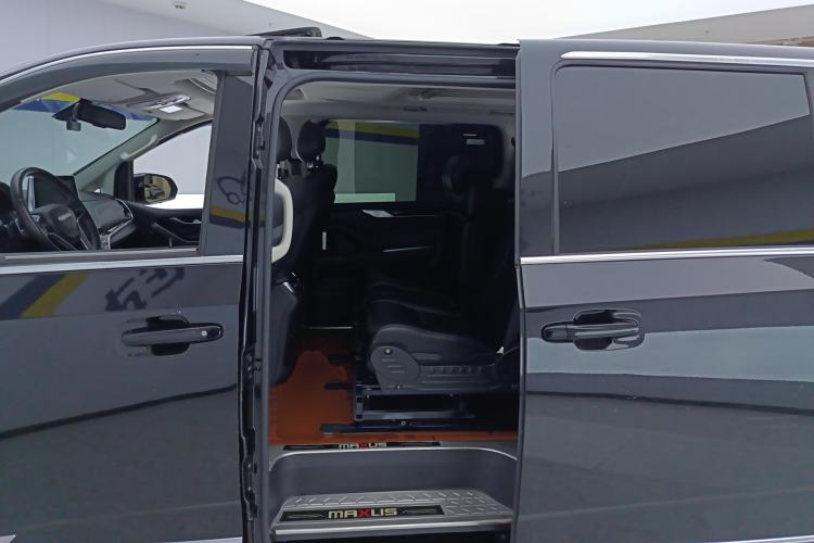 Used SAIC MAXUS G20 2021 PLUS 2.0T Gasoline Automatic Luxury Edition
