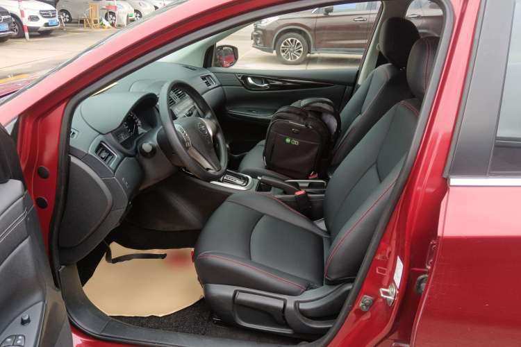 Used Nissan Tiida 2016 1.6L CVT Cool Dynamic Edition
