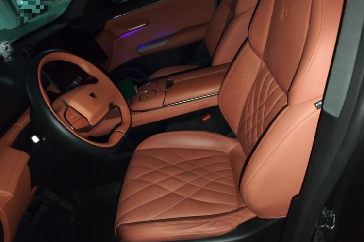 Used  S07 2023 200Max Range-Extended Version