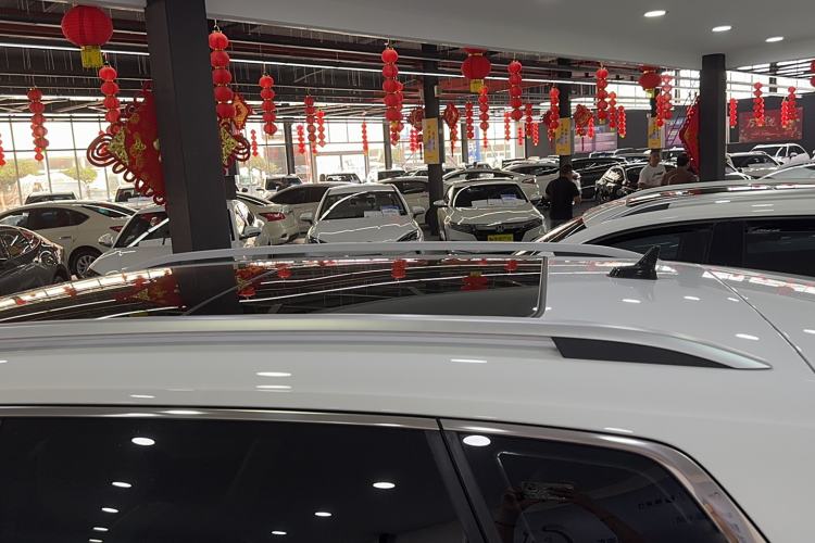 Used Volkswagen Tharu 2023 300TSI Two-Wheel-Drive Full Moon Edition
