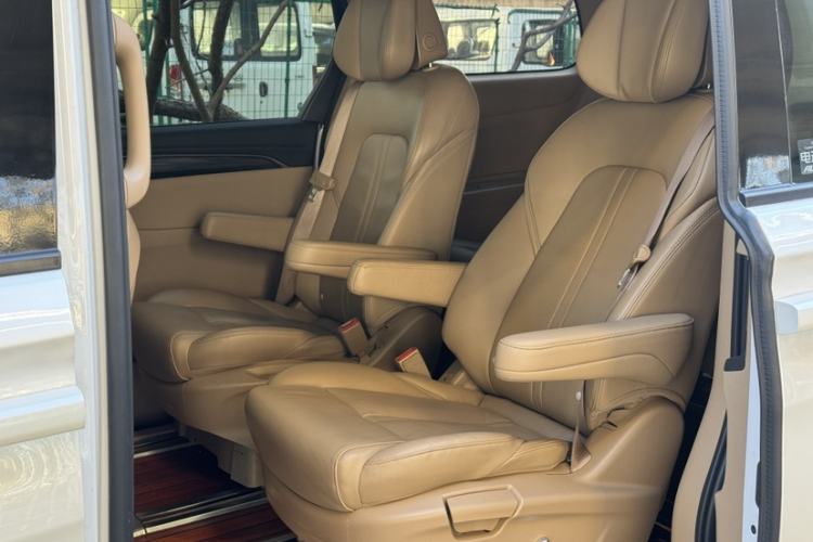 Used Buick GL8 2021 ES Land Cruiser 653T Luxury Edition