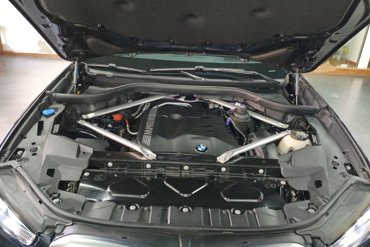 Used BMW X6 2023 xDrive40i Luxury Model with M Sport Package
