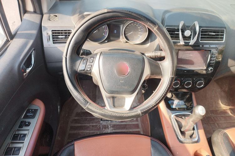 Used FORTHING Joyear X5 2015 1.6L Manual Luxury Model
