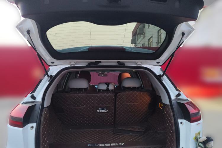 Used Geely Auto Emgrand X7 Sport 2022 1.8TD DCT Zhiya Trim
