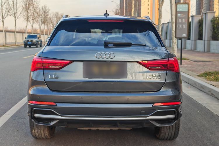 Used Audi Q3 2019 40 TFSI Fashion Dynamic Model
