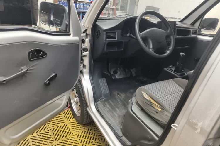 Used Wuling Zhiguang 2020 1.2L Practical Model China VI LSI