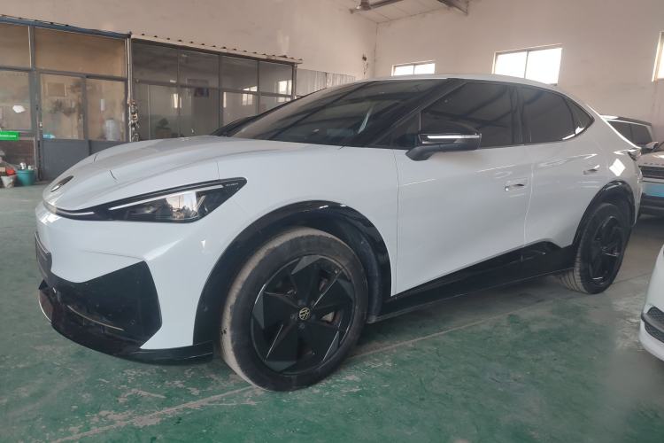 Used Volkswagen ID.UNYX 2024 Pro Long-Range Version
