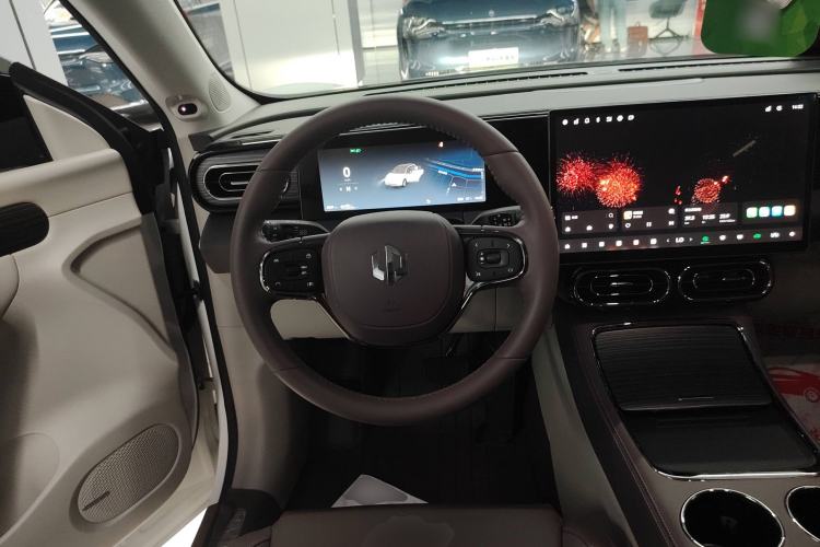 Used Leapmotor C11 2024 All-Electric 580 Luxury Edition
