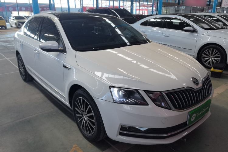 Used Skoda Octavia 2019 TSI230 DSG SmartDrive Luxury Edition China VI
