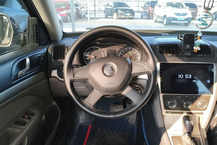 Used Skoda Octavia 2014 1.6L Automatic Yijie Edition
