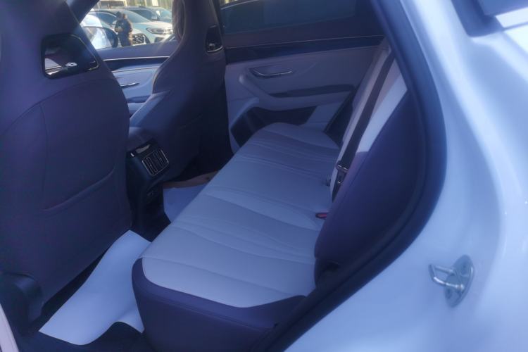 Used BYD Song PLUS New Energy 2024 Honor Edition EV 520km Premium Model
