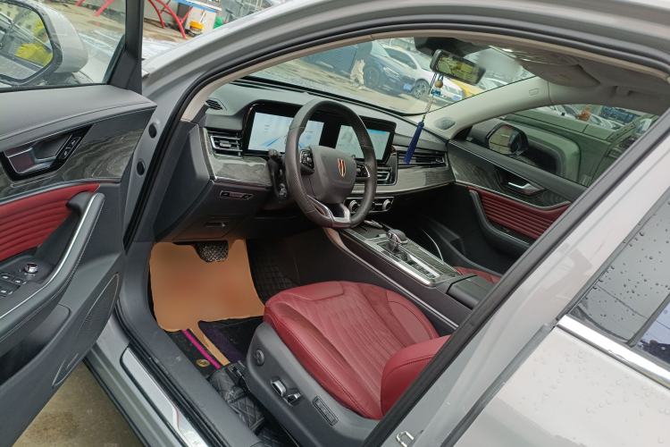 Used Hongqi HS5 2023 2.0T Four-Wheel Drive Flagship Pro Edition
