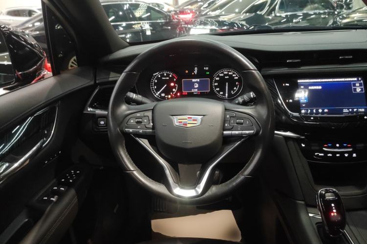 Used Cadillac XT6 2022 2.0T 7-Seater Two-Wheel Drive Luxury Version