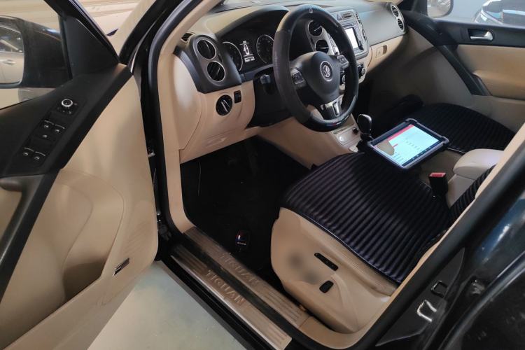 Used Volkswagen Tiguan 2012 2.0 TSI Automatic All-Wheel Drive Flagship Edition