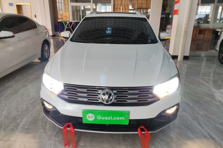 Used Volkswagen C-TREK 2018 230TSI DSG Luxury Model
