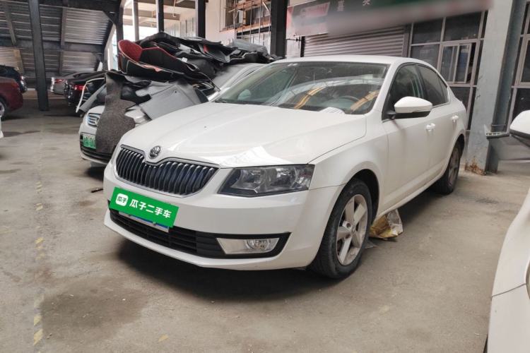 Used Skoda Octavia 2015 1.6L Automatic Yijie Edition
