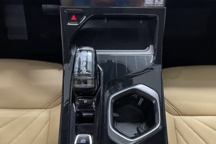 Used Geely Auto FX11 2023 1.5TD DCT Prestige Edition