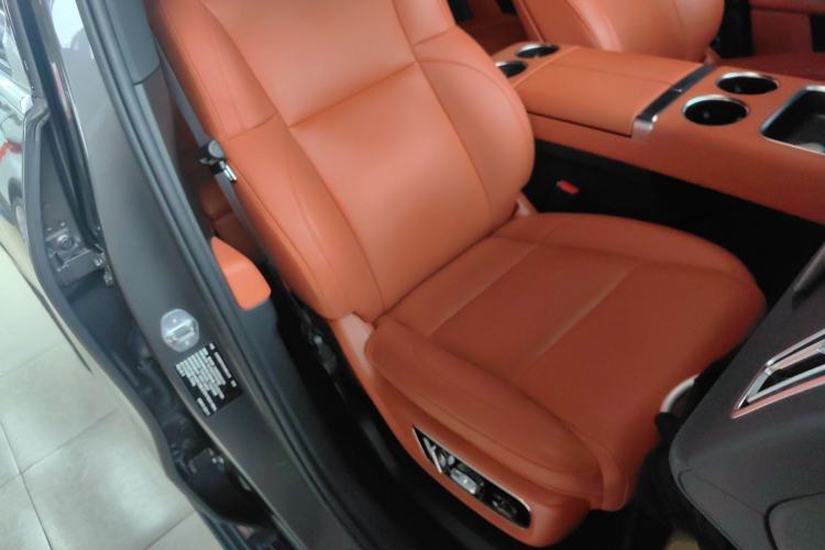 Used Li Auto L9 2022 Max model
