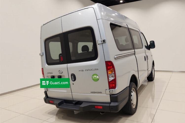 Used SAIC MAXUS Xintu V80 2017 2.5T 6-Speed Manual Aoyuntong National V Short Wheelbase Mid-Height 5/6/10-Seater