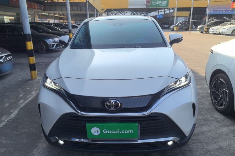 Used Toyota Harrier 2022 2.0L CVT Two-Wheel Drive Deluxe Edition