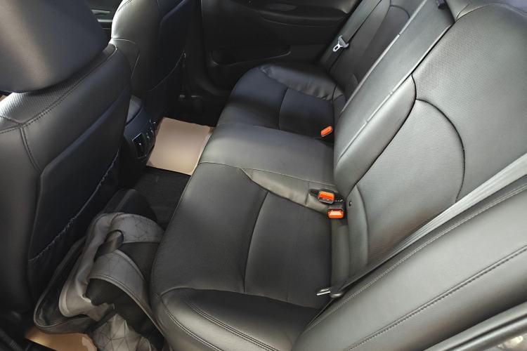 Used Hyundai Sonata 2013 2.0L Automatic Luxury Edition
