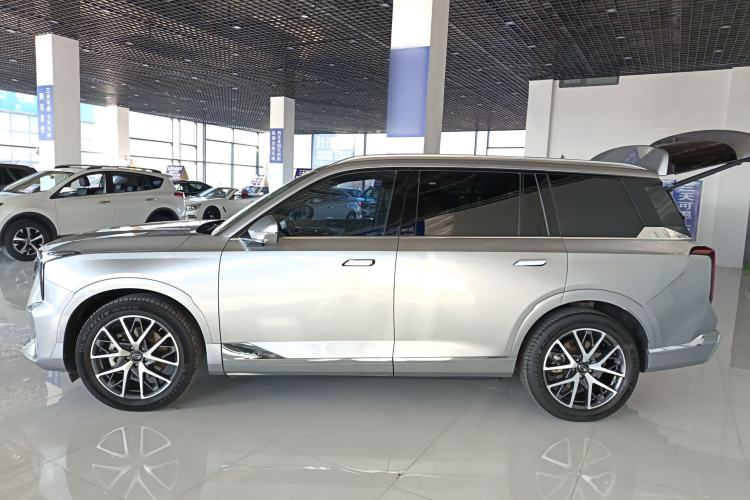 Used GAC Trumpchi GS8 2022 Dual-Engine Series 2.0TM Two-Wheel Drive Prestige Edition (7 Seats)
