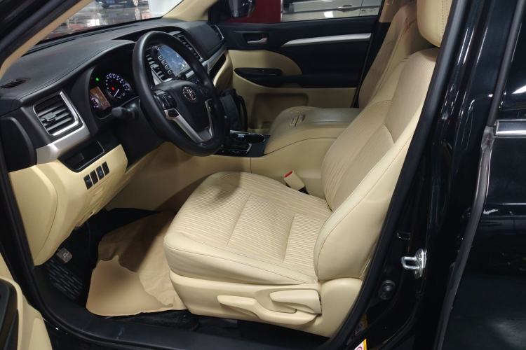 Used Toyota Highlander 2018 2.0T Four-Wheel Drive Elite Edition 7 Seats China VI Standard
