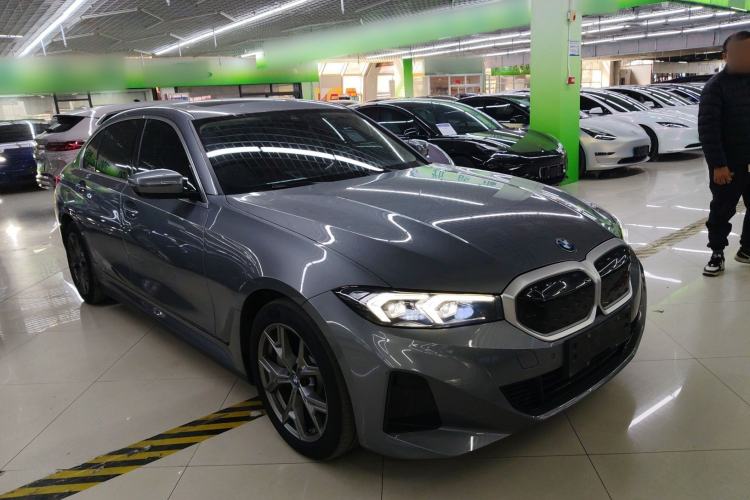 Used BMW i3 2022 eDrive 35 L
