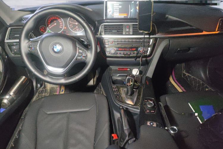 TDK.VehicleDetails.img