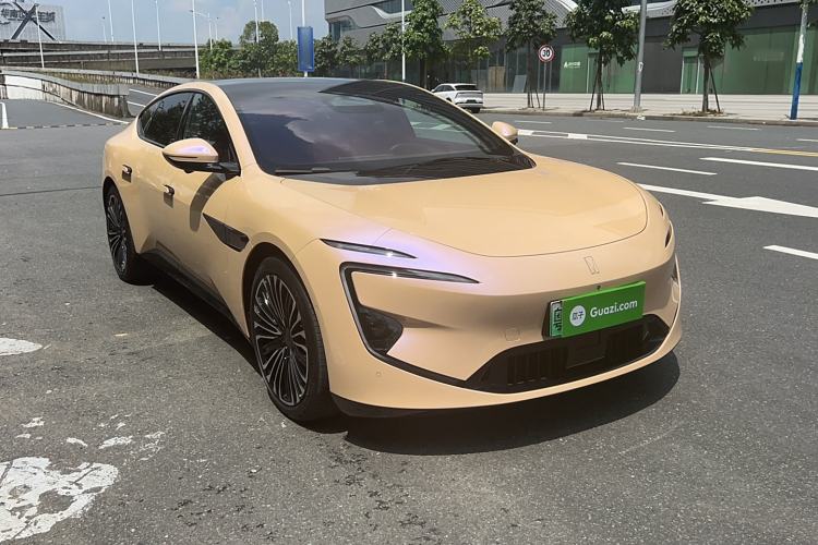 Used  12 2024 650 Three-Laser Four-Wheel Drive Performance Edition
