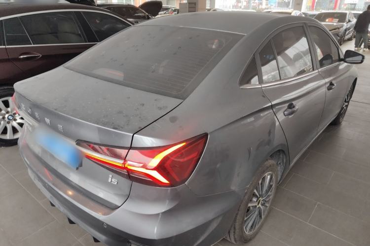Used Roewe i5 2021 1.5L Manual Comfort Edition
