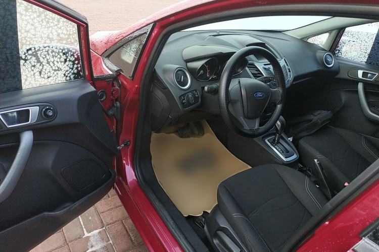 Used Ford Fiesta 2013 Hatchback 1.5L Automatic Fashion Edition