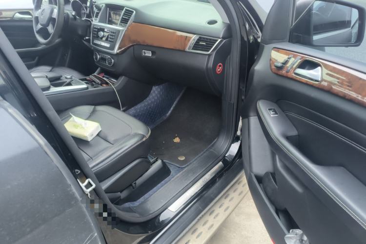 Used Mercedes-Benz M-Class 2014 ML 400 4MATIC Dynamic Model