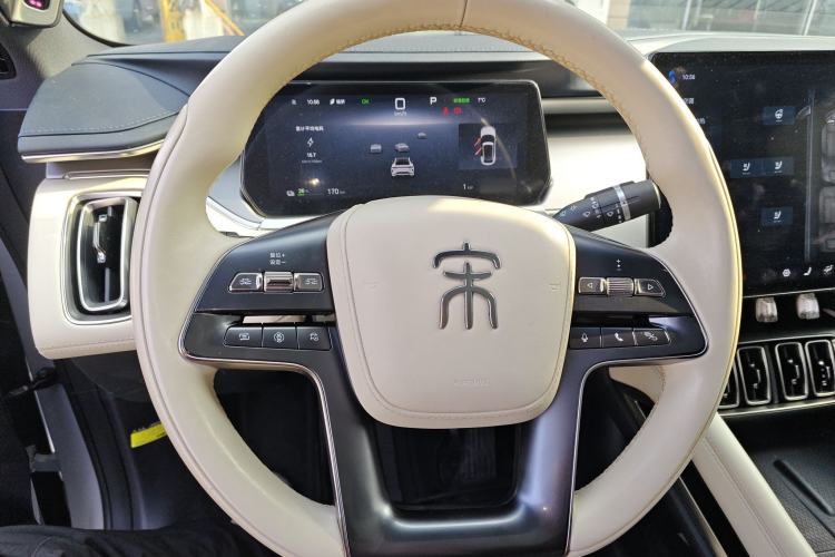 Used BYD Song L EV 2024 662 km Excellence Version
