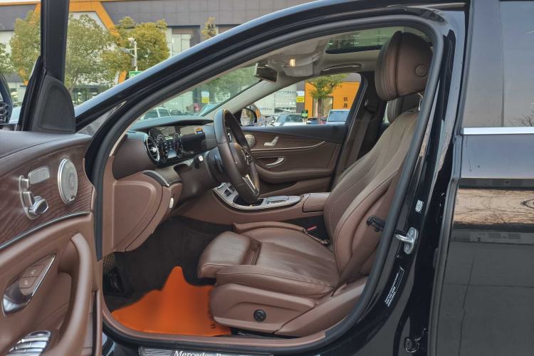 Used Mercedes-Benz E-Class 2020 Facelift E 260 L