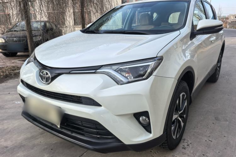 Used Toyota RAV4 2016 2.0L CVT Two-Wheel Drive Urban Edition China V Standard