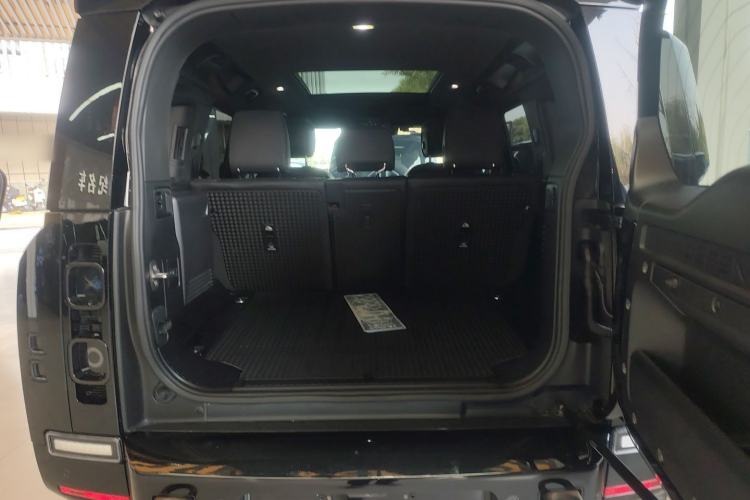 Used Land Rover Defender 2024 110 3.0T P400 X-DYNAMIC HSE