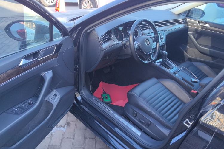 Used Volkswagen Magotan 2019 330TSI DSG Leading Model China VI Standard
