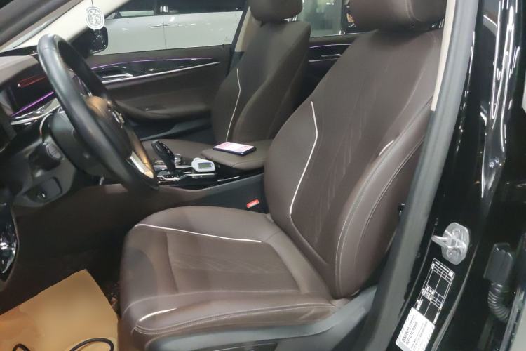 Used BMW 5 Series 2022 Second Facelift 525Li Luxury Package
