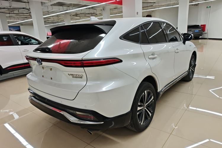 Used Toyota Venza 2022 Dual-Engine 2.5L CVT Two-Wheel Drive Luxury Edition
