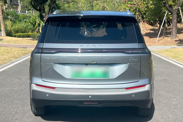 Used AION Y 2023 Y Business Edition
