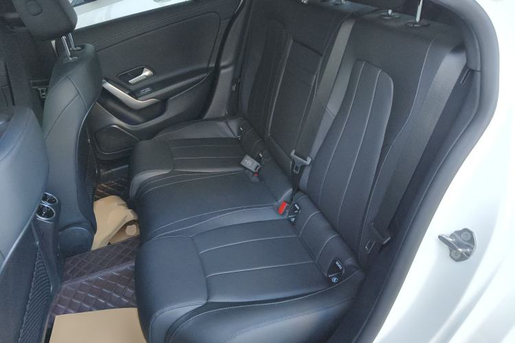 Used Mercedes-Benz A-Class 2022 Restyled A 200 L Sport Sedan Fashion Version
