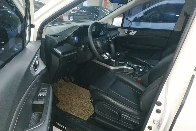 Used Wuling Jiachen 2022 1.5T Manual Light Enjoyment Dynamic Version
