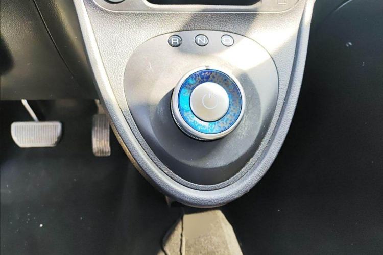 Used ORA Black Cat 2021 301 km Basic Version
