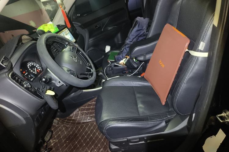 Used Mitsubishi Outlander 2018 2.4L 4x4 Elite Edition 5 Seats