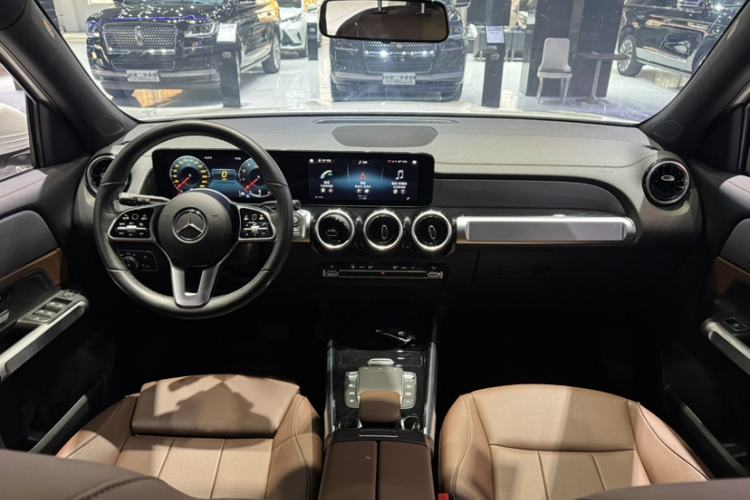 Used Mercedes-Benz GLB 2022 Second Facelift GLB 200 Fashion Edition
