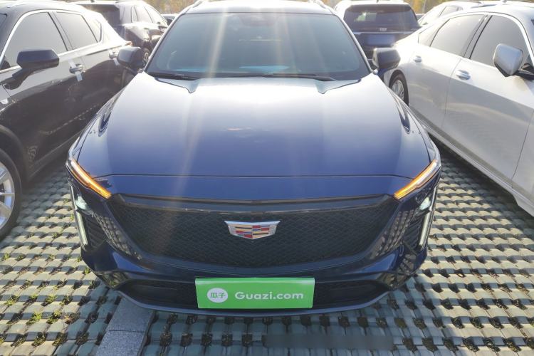 Used Cadillac GT4 2023 25T Prestige Version
