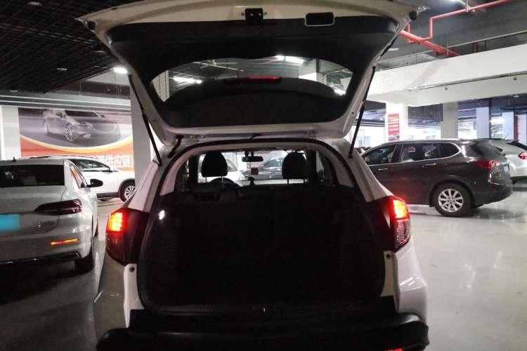 Used Honda Vezel 2019 1.5L CVT Pioneer Edition China VI
