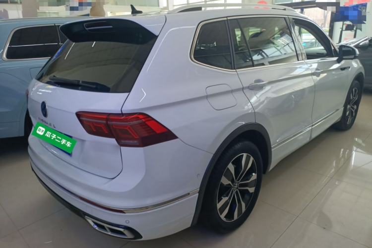 Used Volkswagen Tiguan L 2023 330TSI Automatic Two-Wheel Drive R-Line Enjoyment Edition
