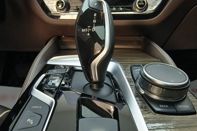 Used BMW 5 Series New Energy 2019 Updated Version 530Le Luxury Package
